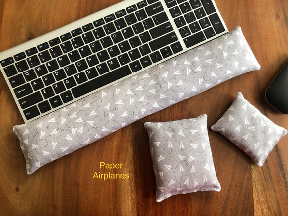 Keyboard Rest, Mouse & Elbow Set - Paper Airplanes (3pcs)